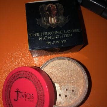 Juvia's Place loose highlighter